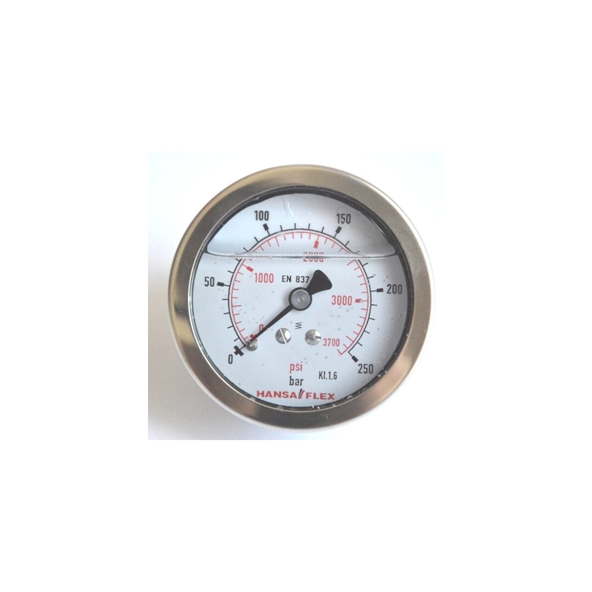 manometr-250-bar-600x585